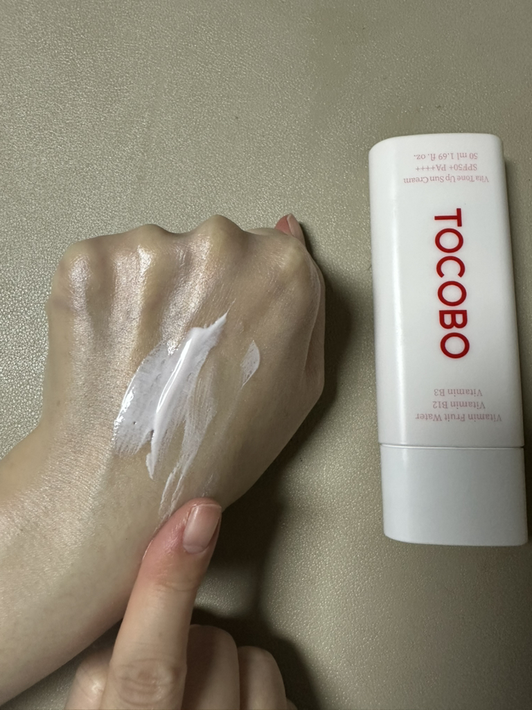 TOCOBO Vita Toned Up 防晒霜 [SPF50+/PA++++] review image