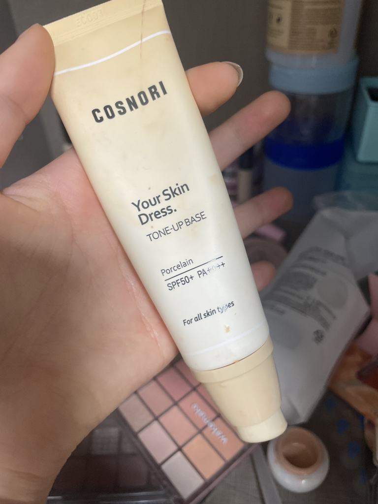 COSNORI Base tonificante Your Skin Dress [SPF50+/PA++++] review image