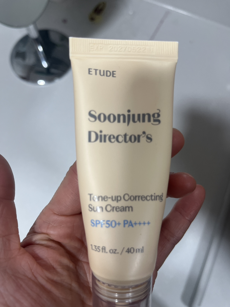 伊蒂之屋 Genuine Director Tone Up 矫正防晒霜 [SPF50+/PA++++] review image