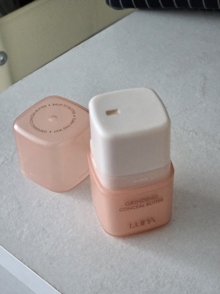 루나 (LUNA) 그라인딩 컨실 버터 [01 살몬베이지] review image