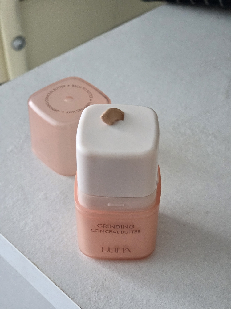 루나 (LUNA) 그라인딩 컨실 버터 [01 살몬베이지] review image