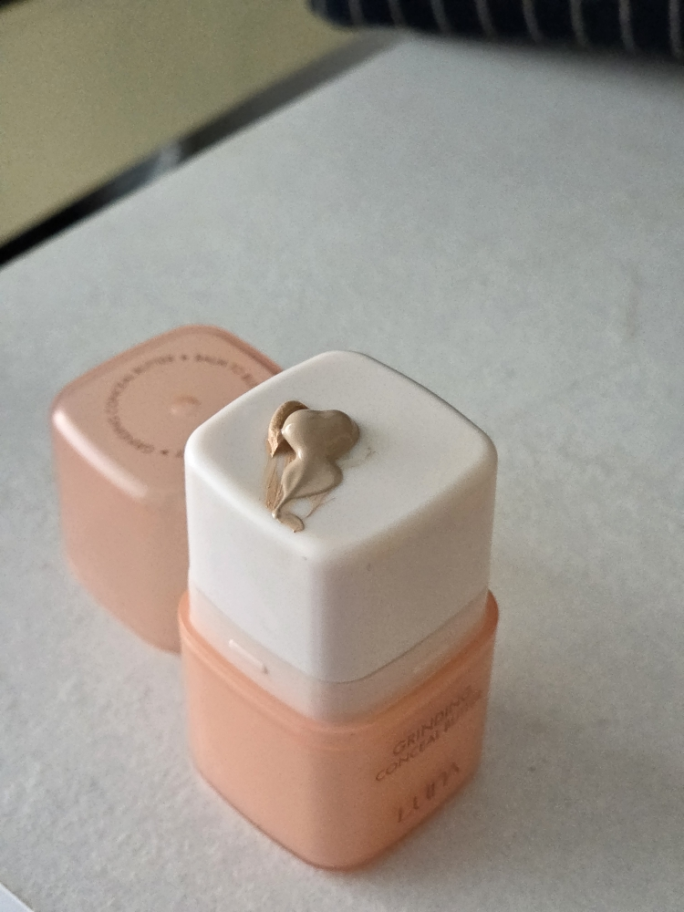 루나 (LUNA) 그라인딩 컨실 버터 [01 살몬베이지] review image