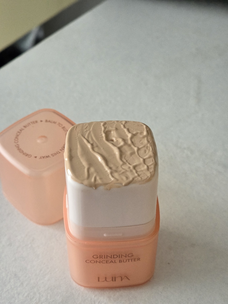 루나 (LUNA) 그라인딩 컨실 버터 [01 살몬베이지] review image