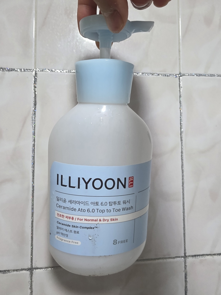 일리윤 (ILLIYOON) 세라마이드 아토 6.0 탑투토 워시 review image