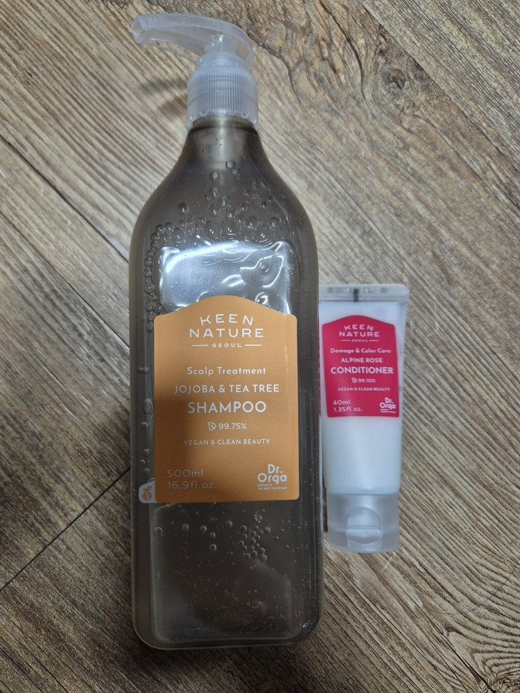 Dr.Orga Champú de Jojoba y Árbol del Té review image