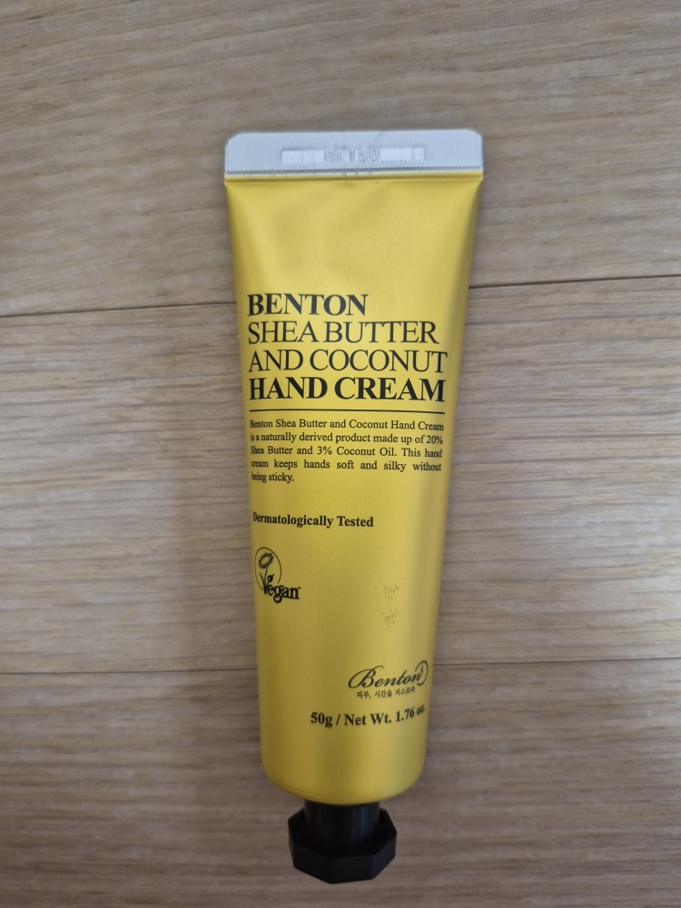 BENTON Kem dưỡng tay bơ hạt mỡ và dừa review image