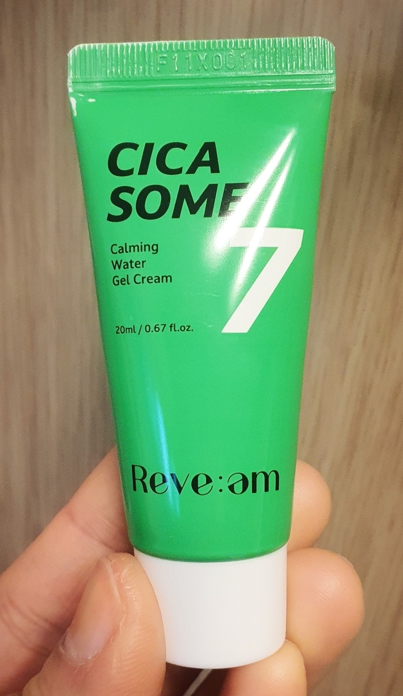 리브엠 (Reve:am) 시카좀 카밍 워터 젤 크림 review image