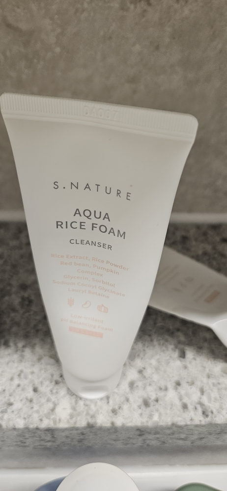 S.NATURE Aqua Rice Acidic Cleansing Foam review image