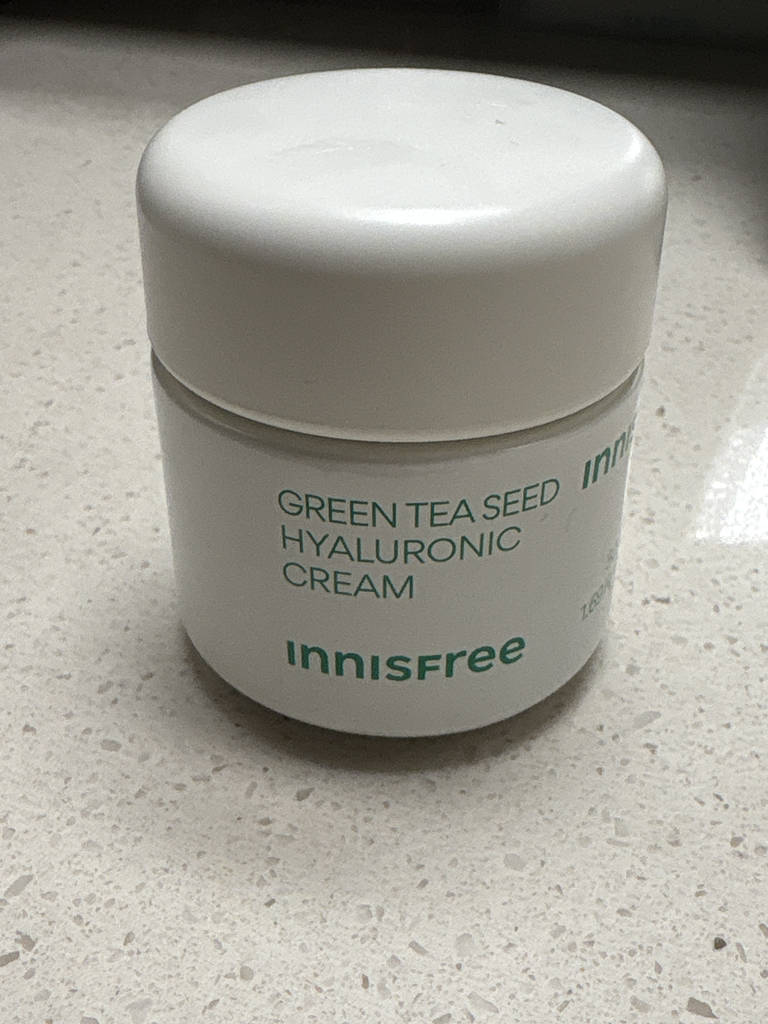 이니스프리 (INNISFREE) 그린티 히알루론산 수분크림 review image