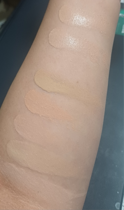 자빈드서울 (JAVINDESEOUL) 윙크 파운데이션 팩트 [SPF50+/PA+++] [22호 커버샌드] review image