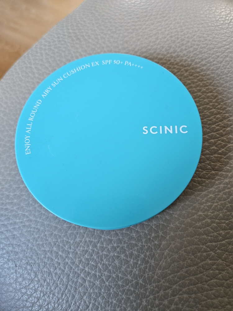 싸이닉 (SCINIC) 엔조이 올라운드 에어리 선쿠션 EX [SPF50+/PA++++] review image