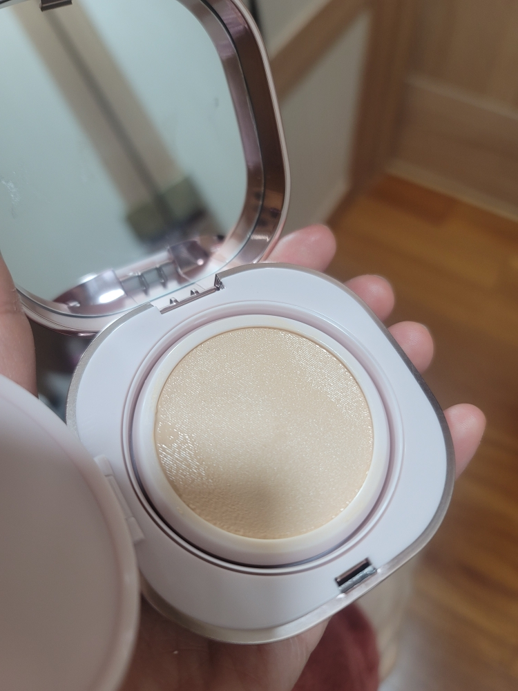 매스티나 (MASTINA) 내추럴 글로우 쿠션 [SPF50+/PA++++] [21호 라이트] review image