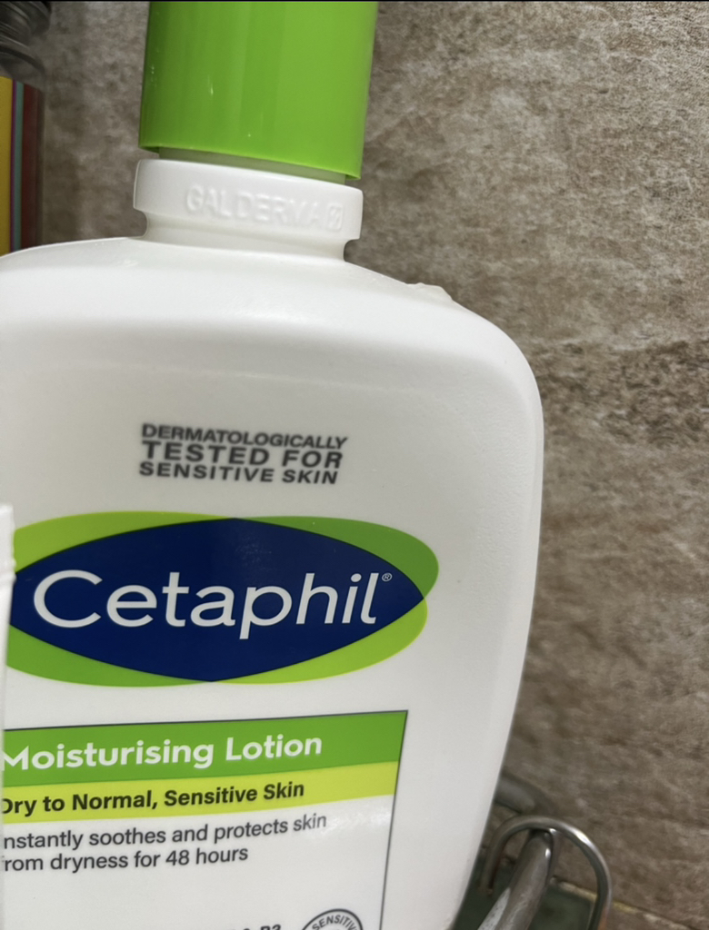 세타필 (Cetaphil) 모이스춰라이징 로션 review image