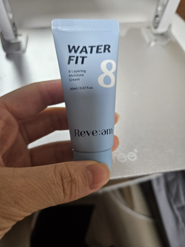 Reve:am Crema adhesiva hidratante de 8 capas WaterFit review image