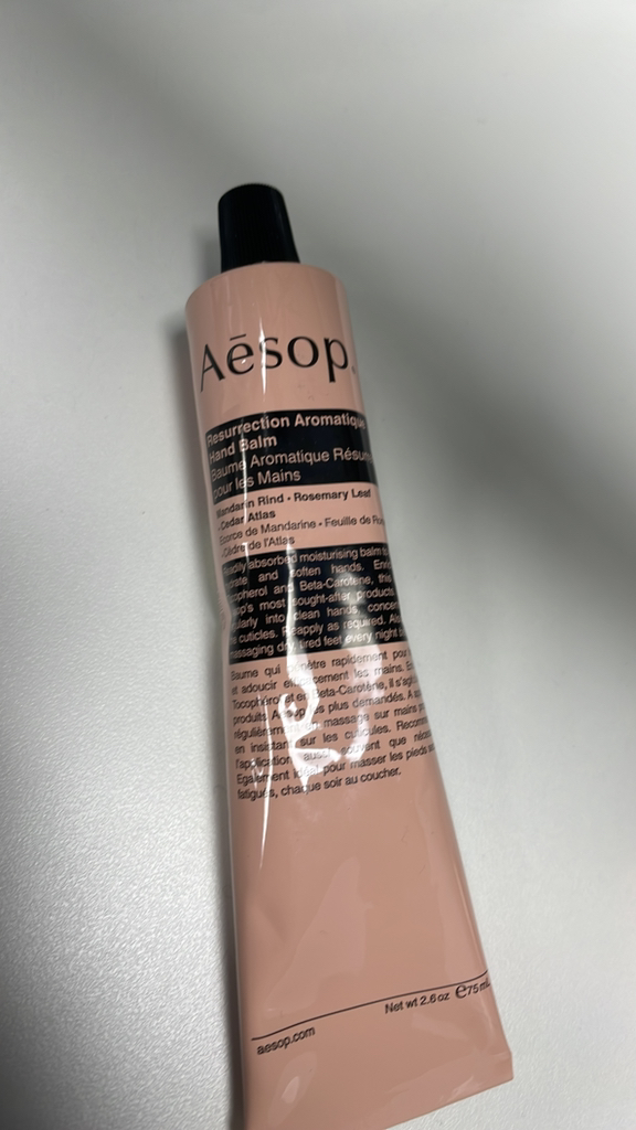 이솝 (Aesop) 레저렉션 아로마틱 핸드 밤 review image