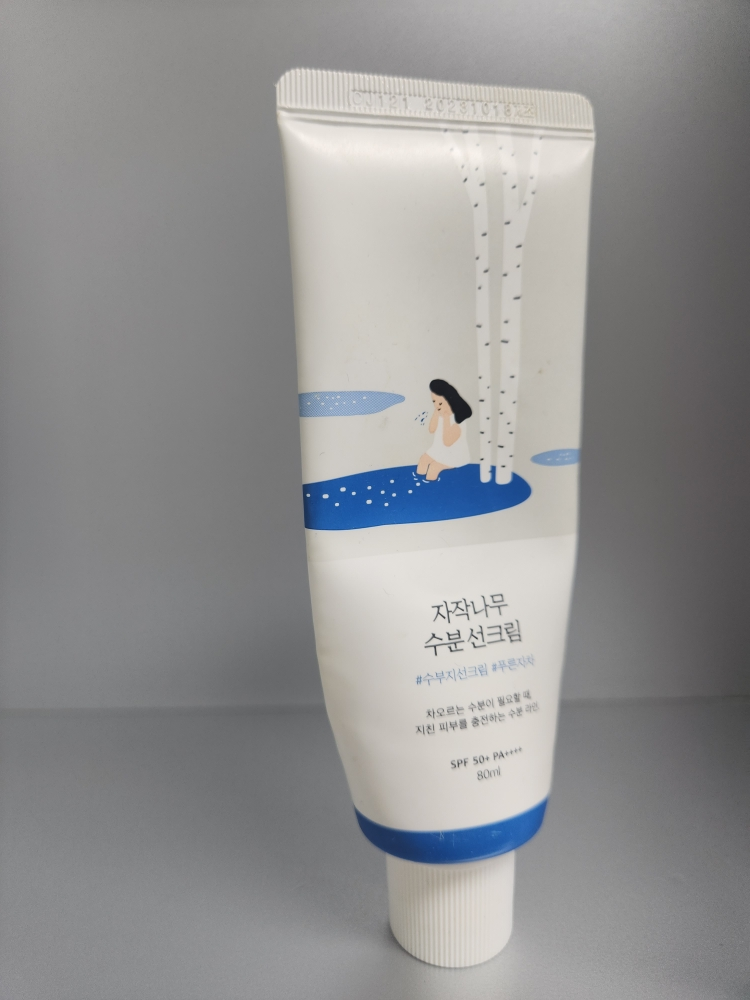 柔恩莱 白桦树水分防晒霜 [SPF50+/PA++++] review image