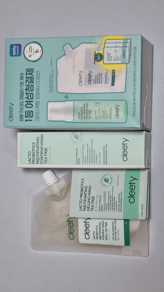 cleety Lacto Probiotic Espuma Limpiadora Femenina [Árbol del Té] review image