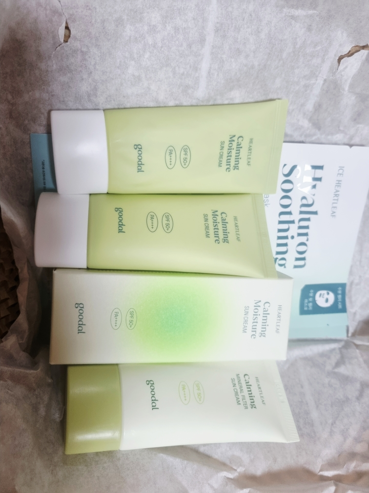 goodal Crema solar hidratante calmante Clear Fishweed [SPF50+/PA++++] review image