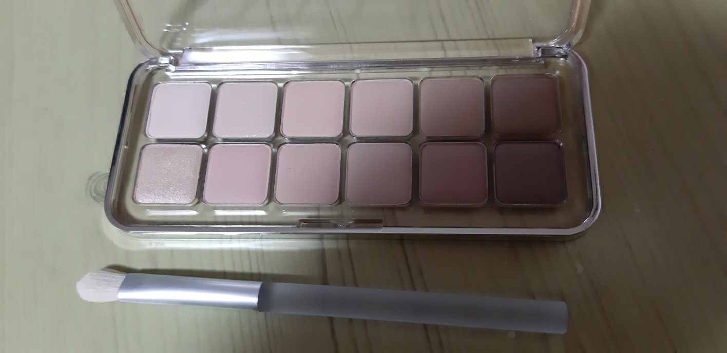 CLIO Paleta de ojos Pro Eye Palette Air [La ganadora es la nº 8 Latte]. review image