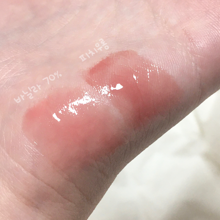 퓌 (fwee) 3D 볼류밍 글로스 [B01 바닐라 VANILLA 70%] review image