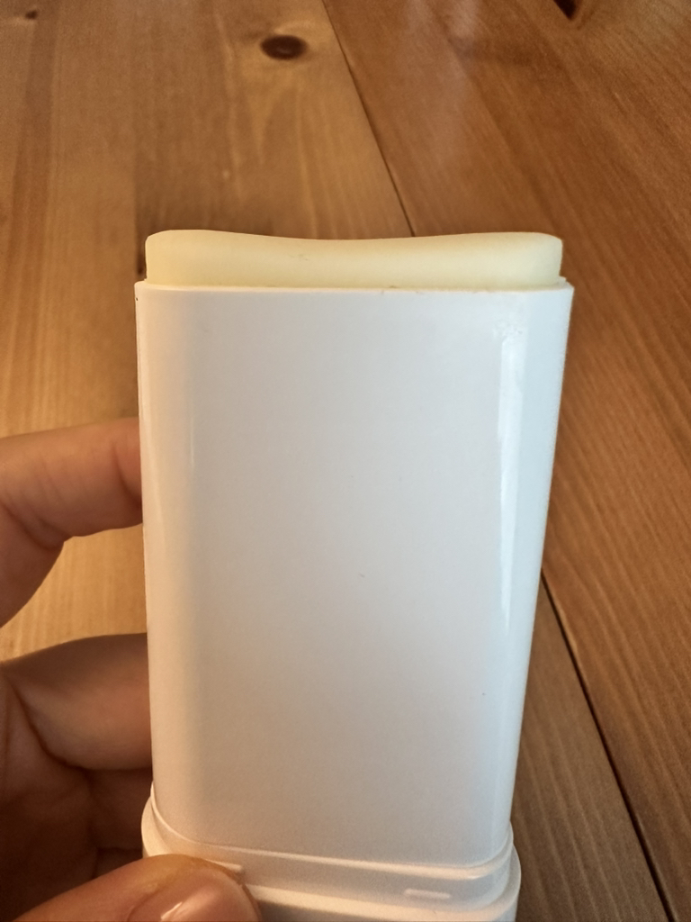 라곰 (LAGOM) 에어리 벨벳 선 스틱 [SPF50+/PA++++] review image