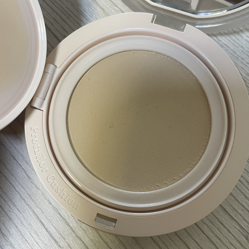 에스쁘아 (espoir) 비내추럴 쿠션 [SPF50+/PA++++] [아이보리] review image