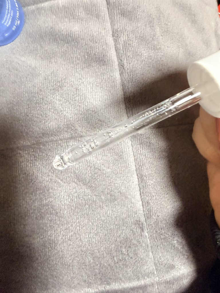 밀바랩 (MilbaLab) 제주 용암해수 보습 앰플 에센스 review image