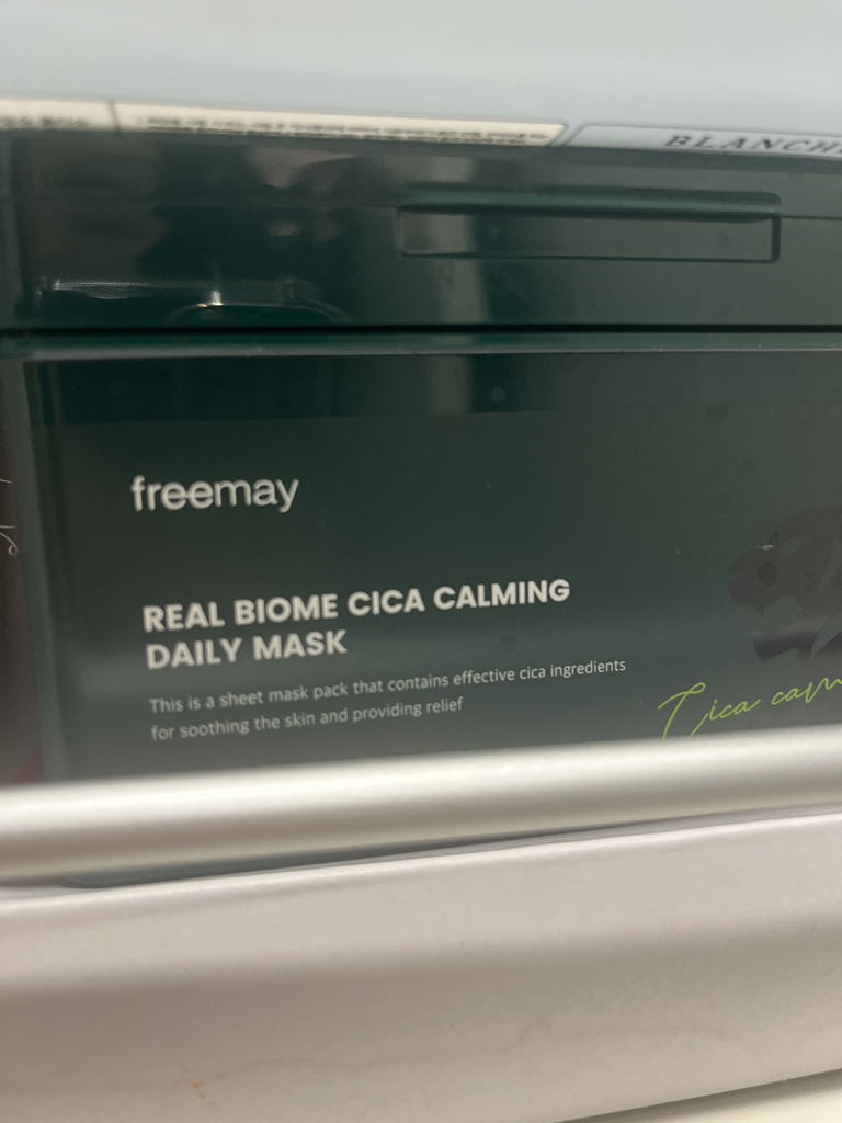 freemay Real Biome Sica Calming Daily Mask review image