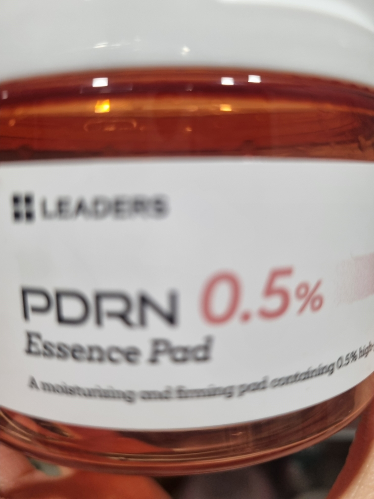 리더스 (LEADERS) PDRN 0.5% 에센스 패드 review image