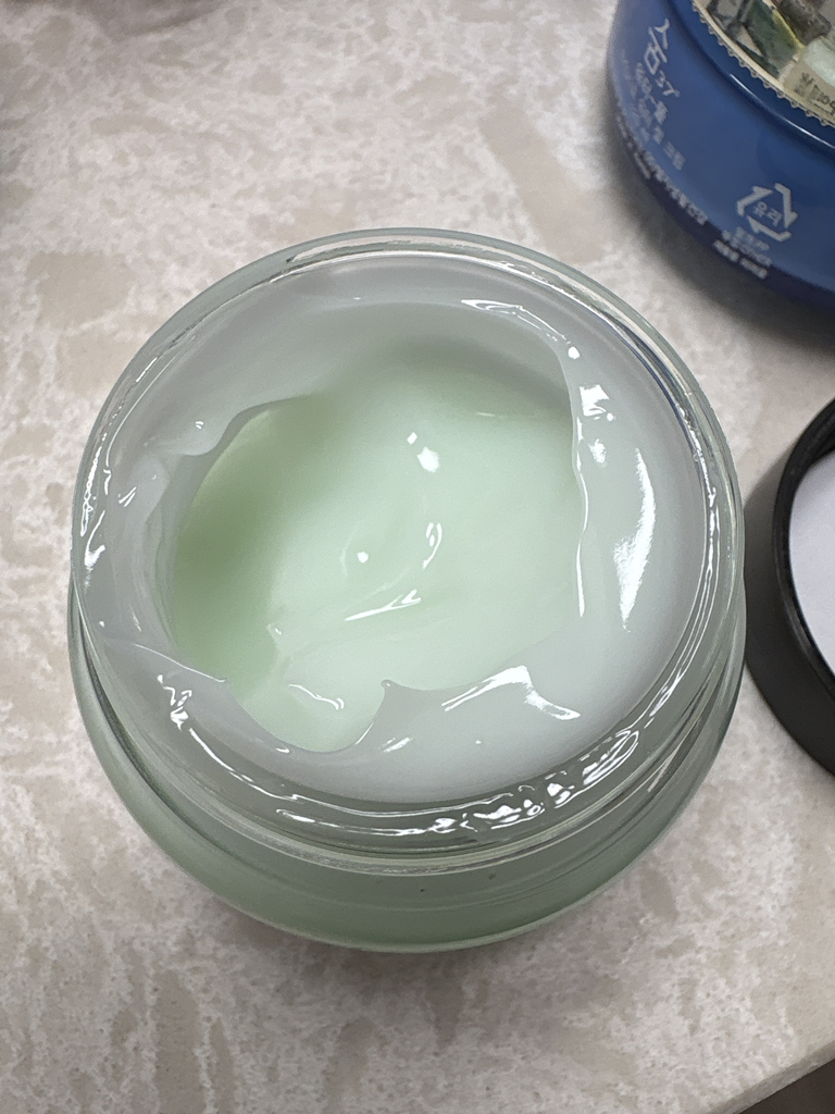 어바웃미 (AboutMe) 숲 진정 수분 크림 review image