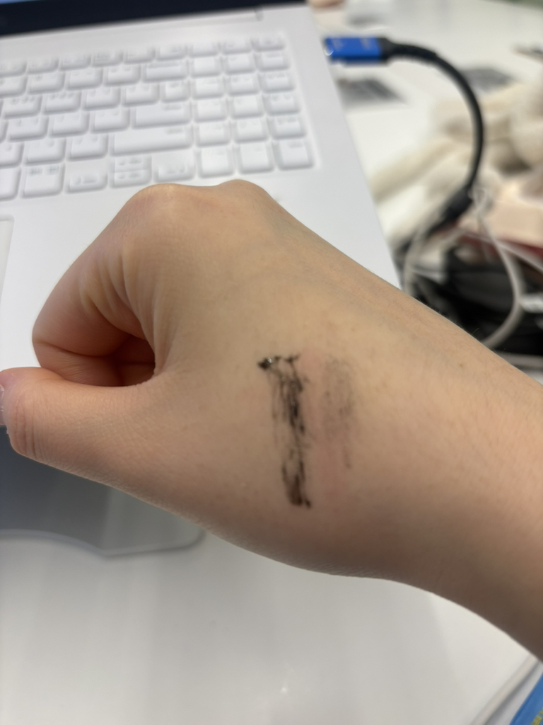 코스노리 (COSNORI) 아이래쉬 틴팅 세럼 딥블랙 review image