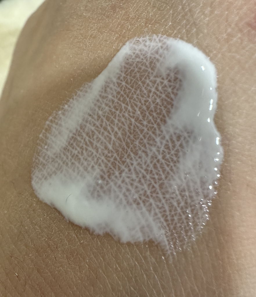 조선미녀 (BeautyofJoseon) 맑은쌀선크림 [SPF50+/PA++++] review image