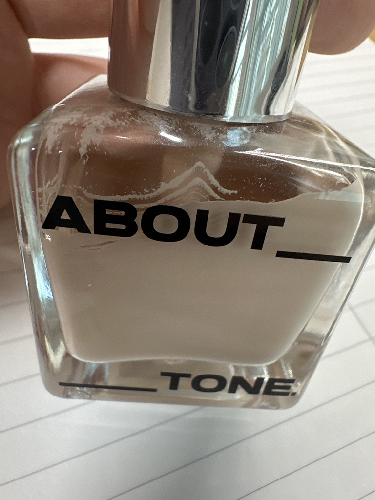 어바웃톤 (ABOUT_TONE.) 스킨 레이어 핏 파운데이션 [SPF30/PA++] [21 쿨 라이트] review image