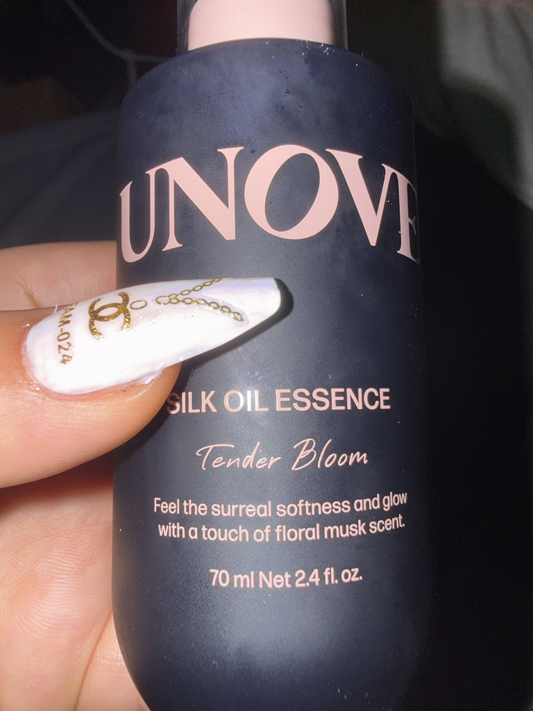 어노브 (UNOVE) 실크 오일 헤어 에센스 [텐더블룸] review image