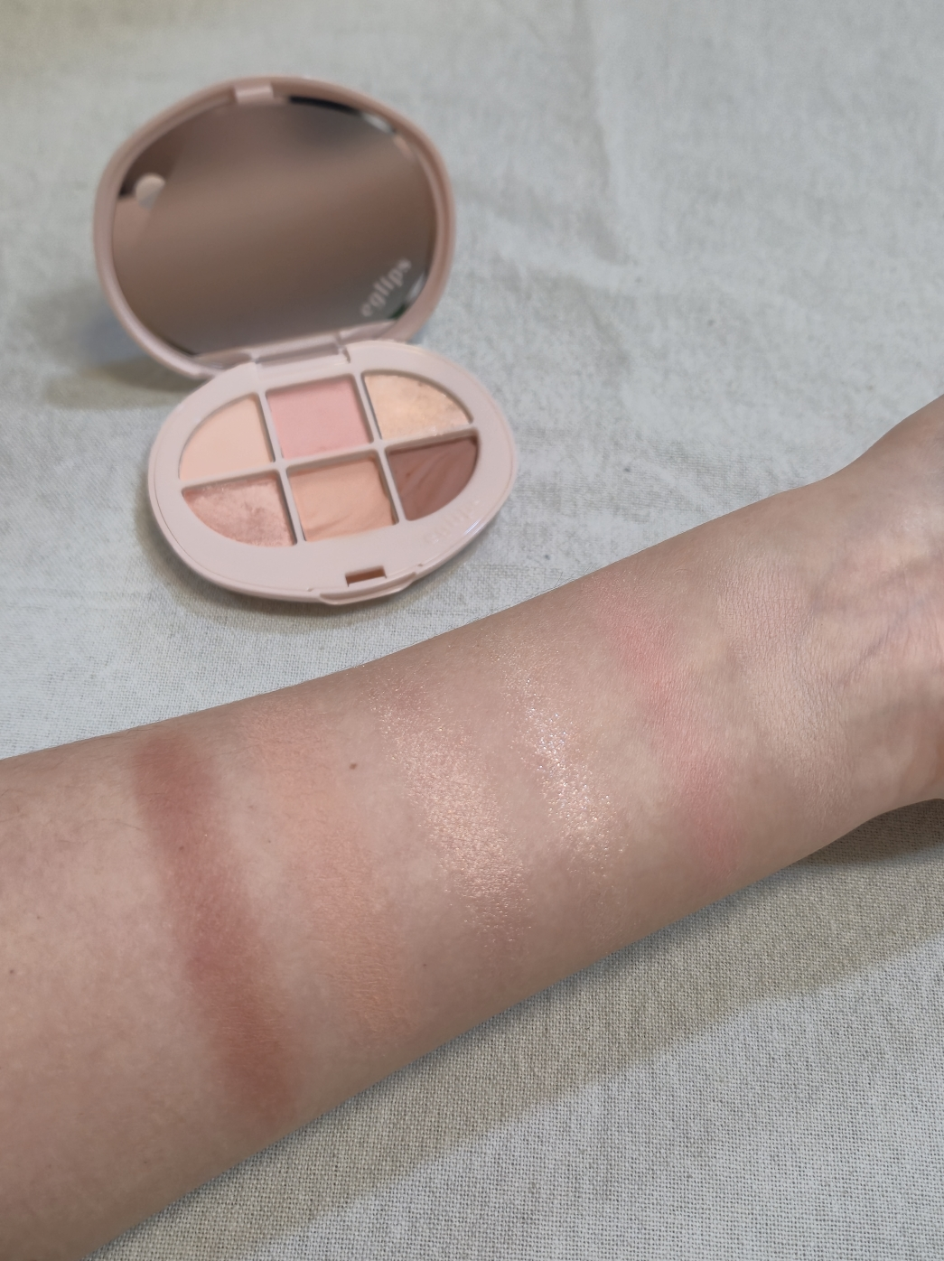 이글립스 (EGLIPS) 소프트 아이 팔레트 [01 리플블룸] review image