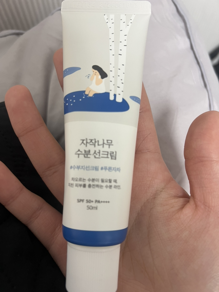 라운드랩 (ROUNDLAB) 자작나무 수분 선크림 [SPF50+/PA++++] review image
