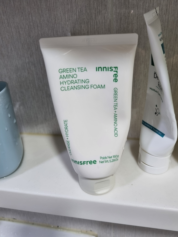 INNISFREE Espuma Limpiadora Amino Hidratante Té Verde review image