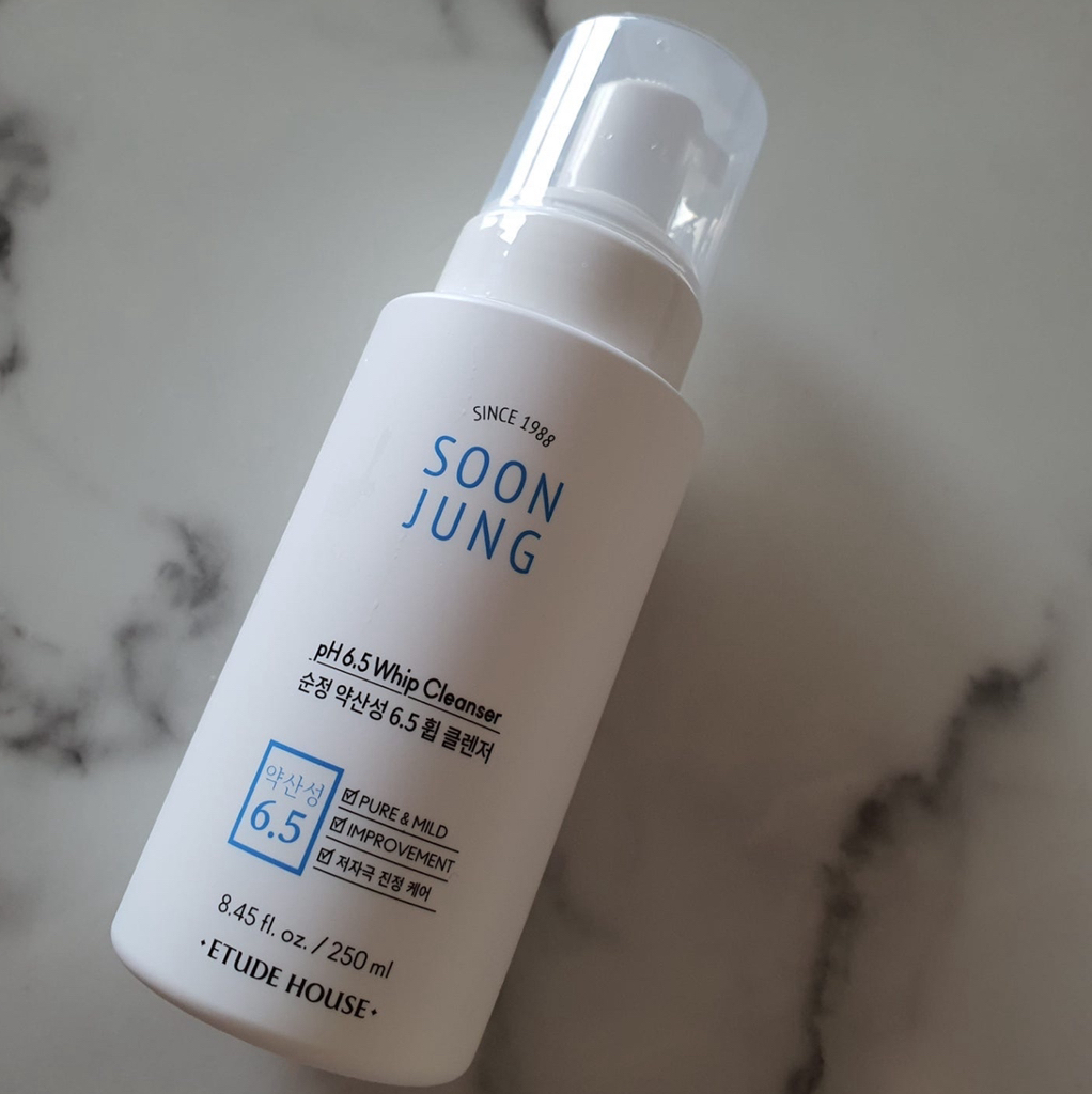 에뛰드 (ETUDE) 순정 약산성 6.5 휩 클렌저 review image