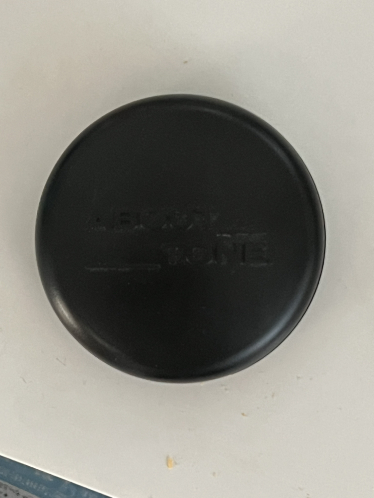 어바웃톤 (ABOUT_TONE.) 블러 파우더 팩트 [02 라이트] review image