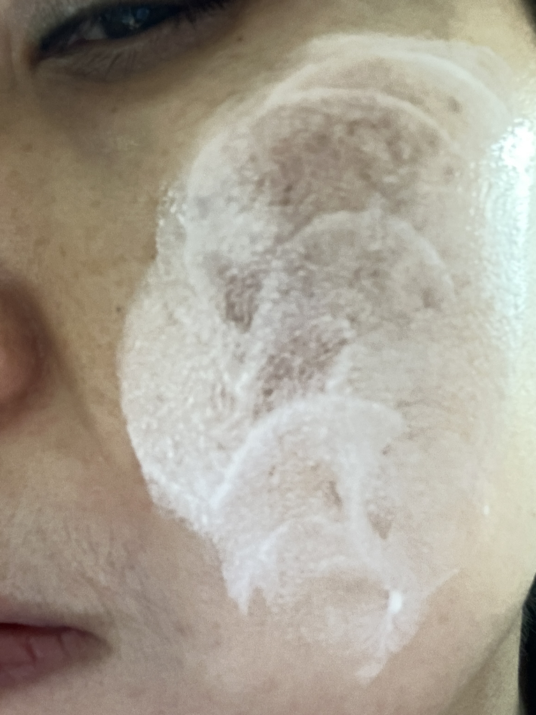 메디힐 (MEDIHEAL) 마데카소사이드 수분 선세럼 흔적 리페어 [SPF50+/PA++++] review image