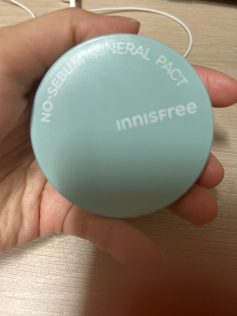 이니스프리 (INNISFREE) 노세범 미네랄 팩트 review image