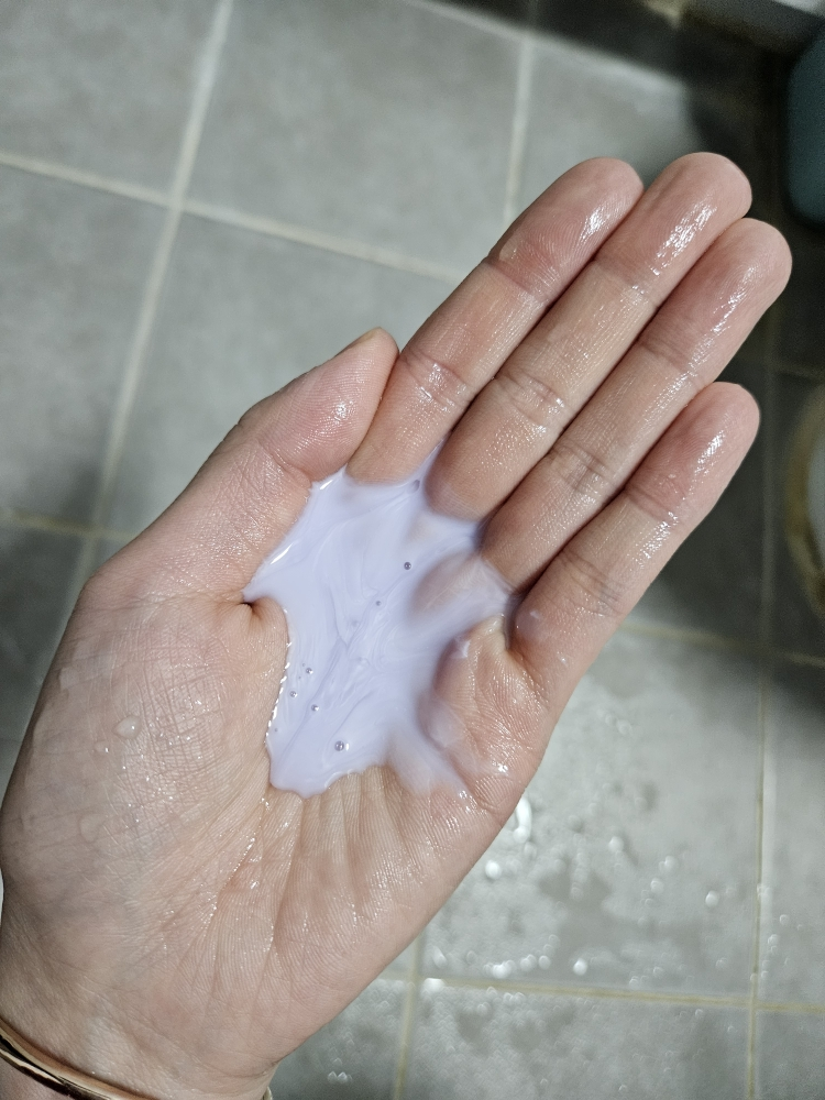 디피어 (DEEPEER) 프리미엄 퍼퓸 리페어 샴푸 review image