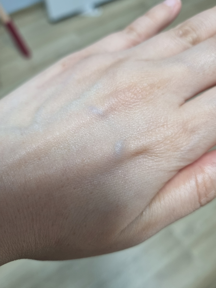 에스트라 (AESTURA) 아토베리어 365 크림 미스트 review image