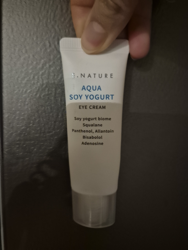 S.NATURE Aqua Crema de ojos de yogur de soja review image