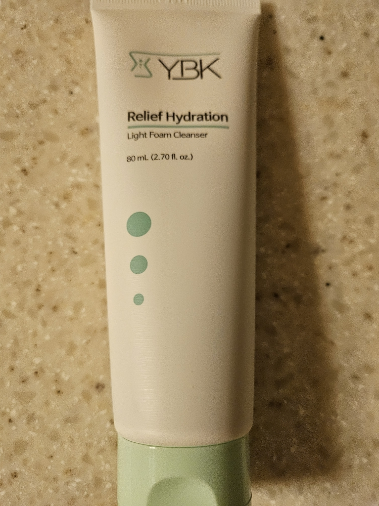 YBK (와이비케이) 릴리프 하이드레이션 라이트 폼 클렌저 review image
