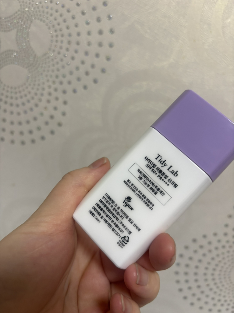 Tidy Lab Protector solar Purple Tone Up [SPF50+/PA++++] review image
