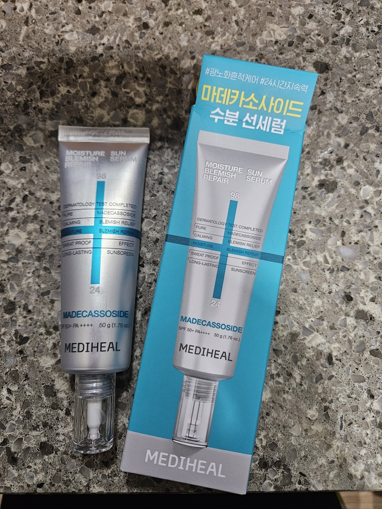 MEDIHEAL Madecassoside Serum Solar Hidratante Reparador de Trazas [SPF50+/PA++++] review image