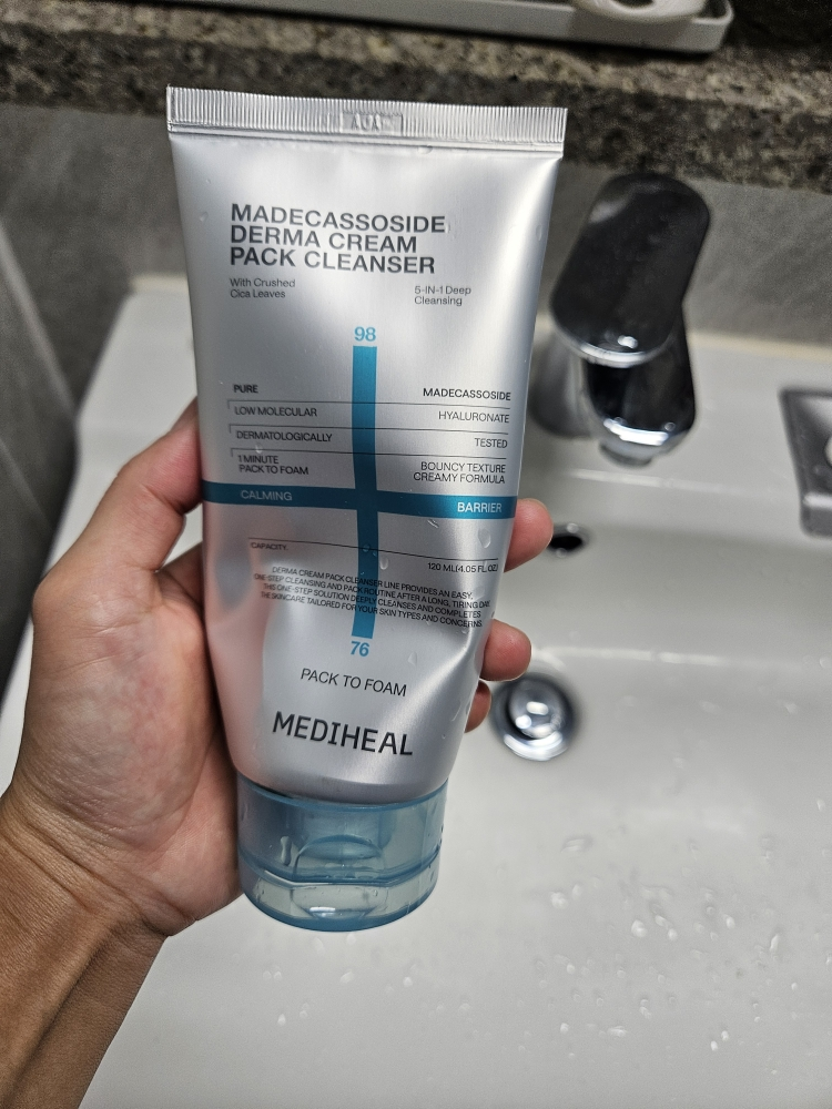 메디힐 (MEDIHEAL) 더마 크림 팩 클렌저 [마데카소사이드 진정장벽] review image