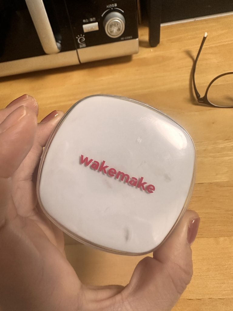 wakemake Cojín Seamless Wear [SPF50+/PA+++] [21N Vainilla review image