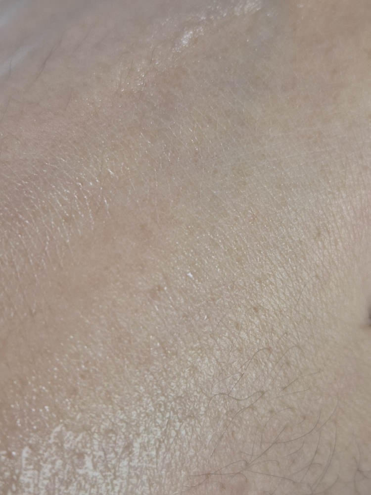 비그린 (Vegreen) 무알콜 뮤신 에센스 토너 review image